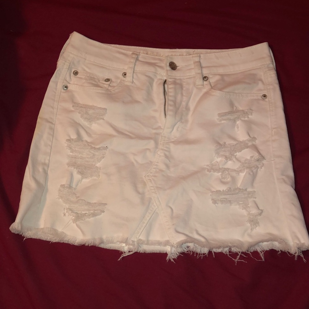 White Denim AE Skirt